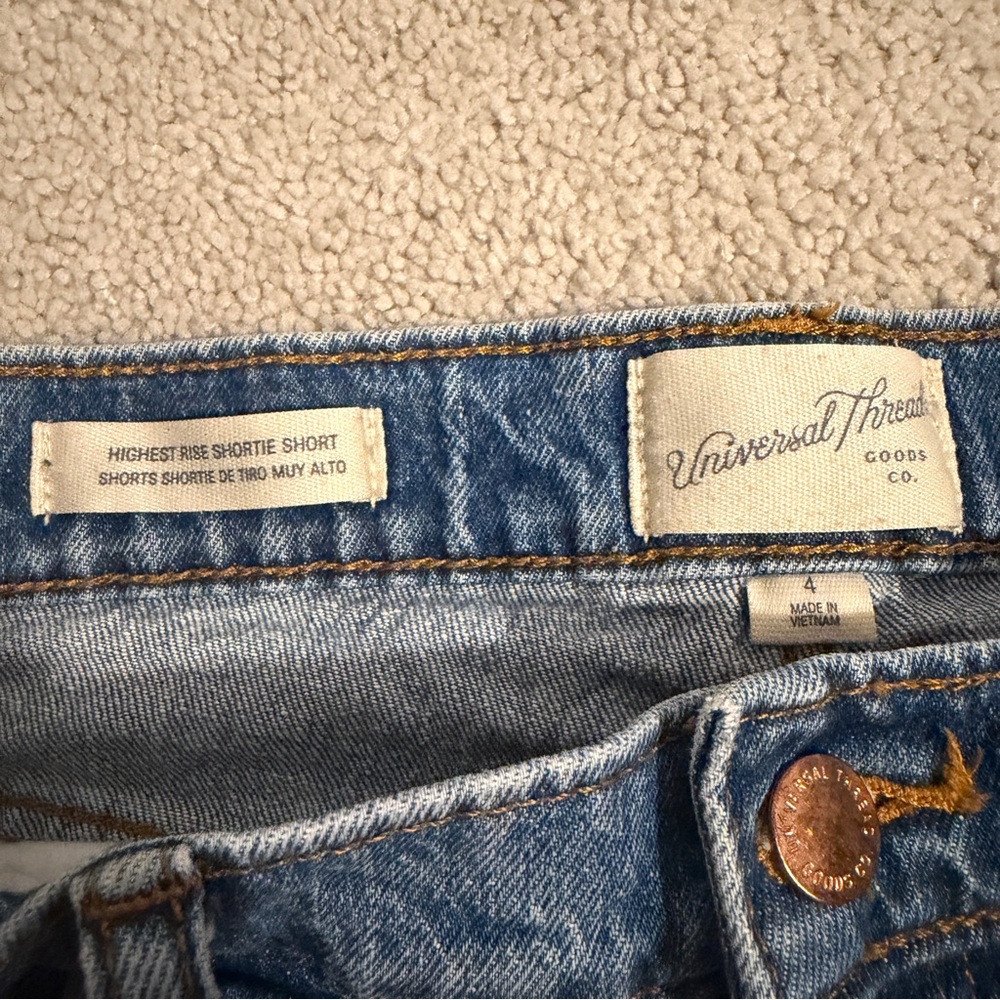 Universal Thread Jean Shorts - Picture 2 of 3